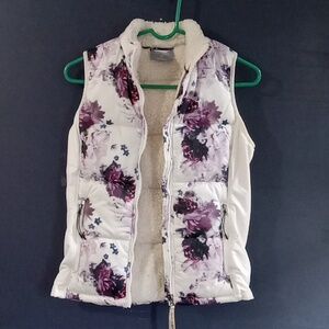 Euc Skechers floral zipper vest Sherpa lined cream/purple size xs